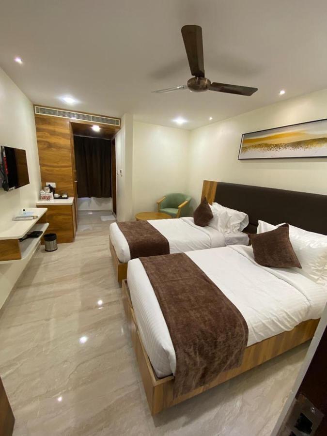 Hotel Touchwood Визакхапатнам Екстериор снимка
